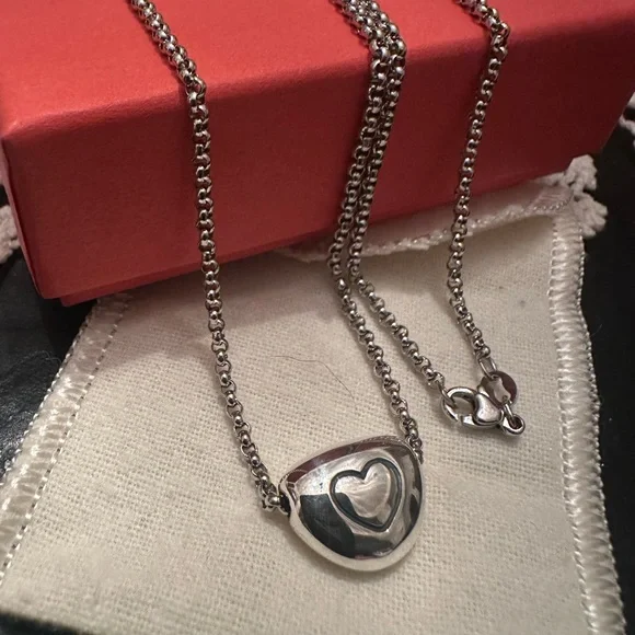 James Avery Rare And Retired Sliding Puffy HEART Pendant On 20” Rolo Necklace - Picture 2 of 8